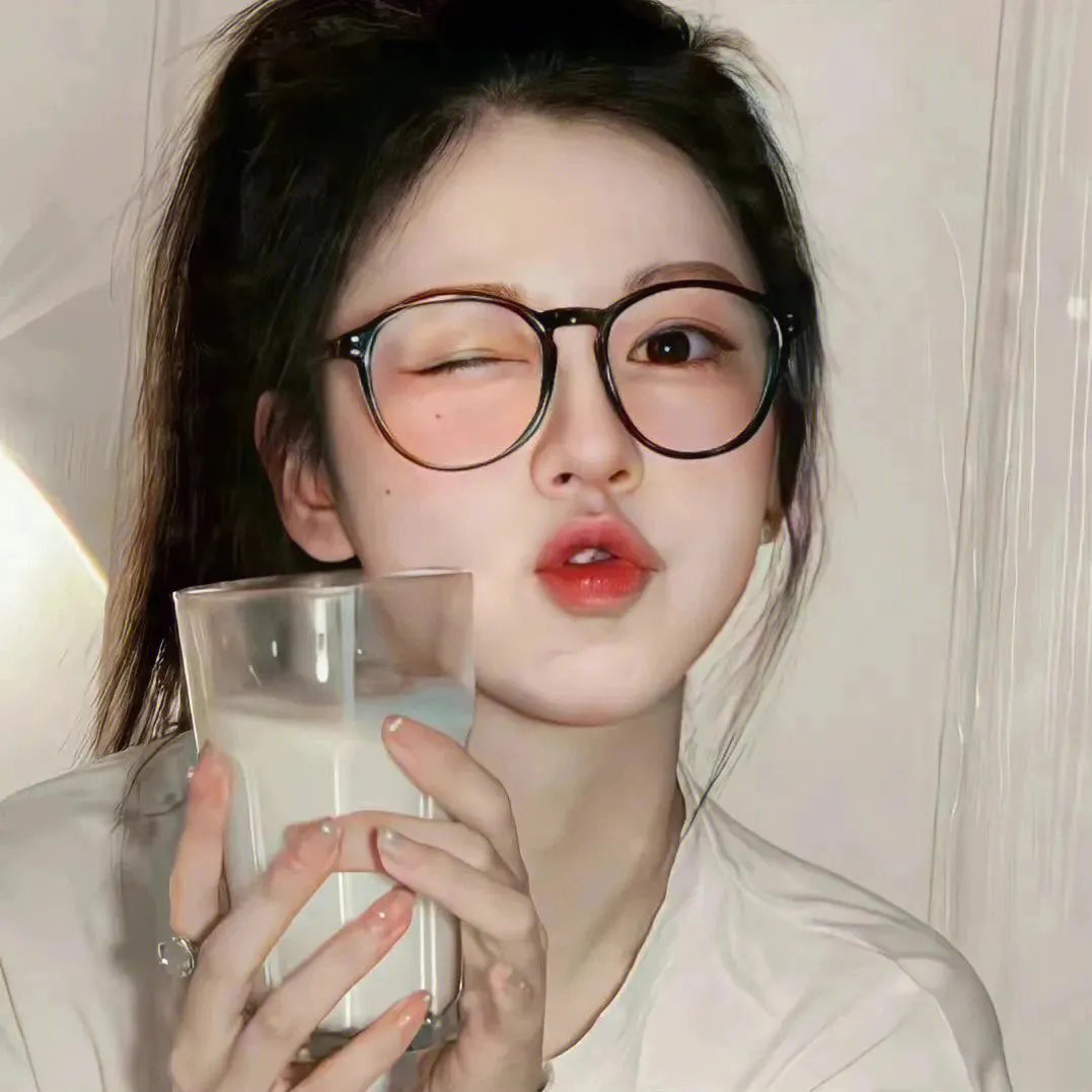 爱情香水封面